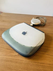 Apple iBook G3 Clamshell Laptop - Blueberry - Fully Working - Foto 1 di 9