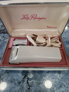Vintage Lady Remington Electric Razor Sperry Rand~ Original Case ~ - Picture 1 of 5