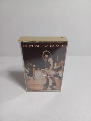 Bon Jovi (Self Titled) Cassette Tape 1984 Mercury Records - Imagem 1 de 4