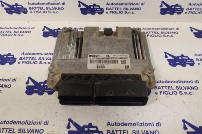 CENTRALINA MOTORE ECU SAAB 9-3 1.9 TID (2006) COD. 55558457 - Immagine 1 di 4