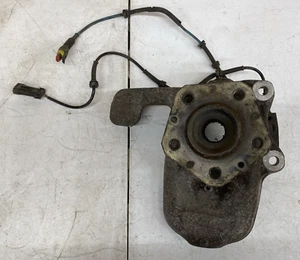 2006 Maserati Quattroporte M139 Front Left Side Spindle Knuckle Hub 243413 - Picture 1 of 11