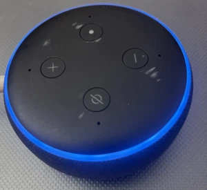 Altavoz Inteligente Amazon Echo Dot 3ª Generación Alexa Negro C78MP8 SIN FUENTE DE ALIMENTACIÓN - Imagen 1 de 6
