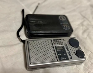 Vintage Lifelong and Realistic Portable AM FM Analog Radio Alarm Clocks set of 2 - Picture 1 of 14