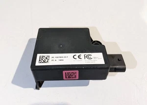 TESLA MODEL 3 2017-2021 REAR BUMPER CONTROL UNIT 1097855-00-F - Picture 1 of 10