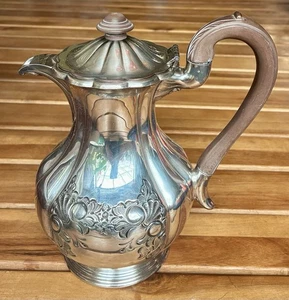 Vtg Rare Hand Chased Coffee Teapot Silver Plate Rogers Mahogany Wood Handle Rare - Picture 1 of 17