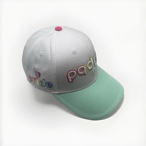 2024 San Diego Padres Out At The Park Pride Night Thema Spiel Druckknopflasche Mütze - Bild 1 von 4