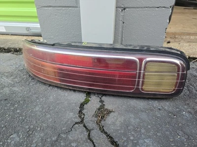 Conjunto de luz trasera izquierda lado conductor Lexus SC300 SC400 1997 2000 Foto 1 de 3