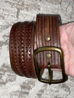 Пояс American Eagle Outfitters мужской средний коричневый натуральная кожа плетеный тканый - Изображение 1 из 4