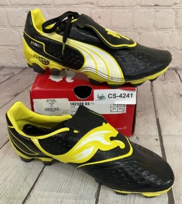 Botines de fútbol Puma V1.11 I FG JR colores negro blanco amarillo brillante talla 4 EE. UU. Foto 1 de 4