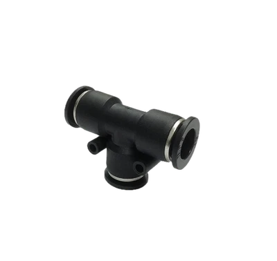 1/8" Push to Connect Fitting - Image 1 of 2