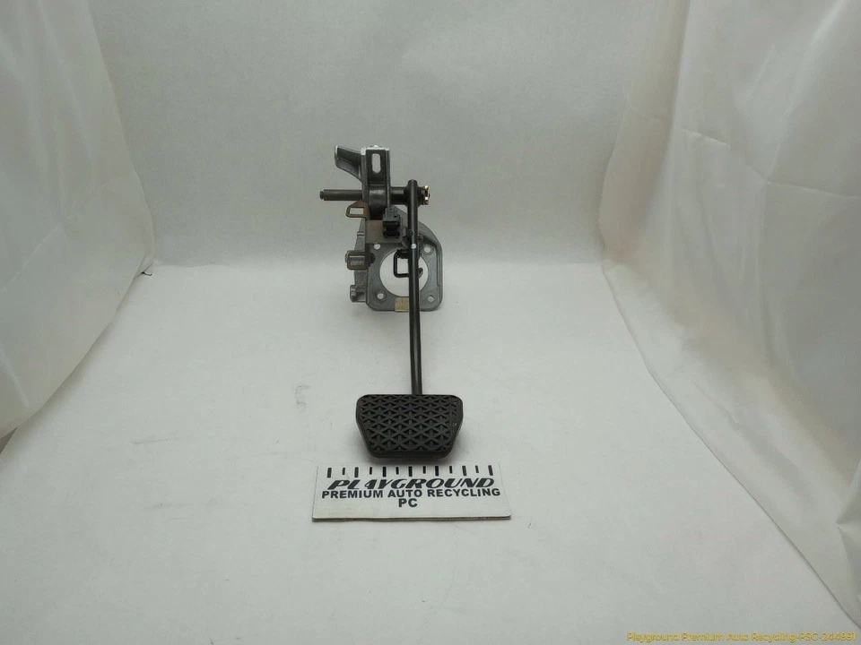 Pedal de freno BMW 330xi E46 SEDAN con soporte de montaje compatible con 2001-2005 01 02 03 04 Foto 1 de 4