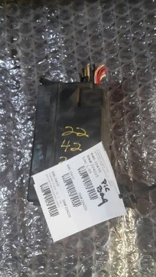 Fuse Box Engine Without Daytime Running Lamps Fits 00-02 4 RUNNER 1153150 — 第 1/4 张图片