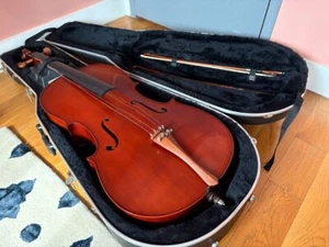 Cremona SC-100 4/4 Cello Outfit, Gage NY Bridge and SKB Hard Case + Soft Case - Picture 1 of 9