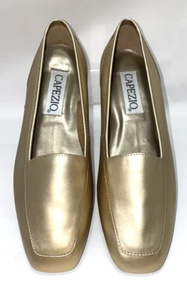 Zapatos planos informales para mujer Capezio talla 7,5 M metálicos dorados B*O Foto 1 de 4