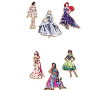 Juego de pines de la serie de muñecas Disney Designer Collection Premier 1 y 2 edición limitada nuevo en caja - Imagen 1 de 11