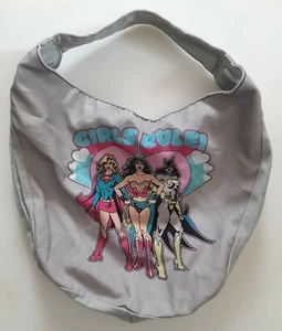 Bolso de Mano Usado DC Comics Niñas Regla Batgirl Supergirl Mujer Maravilla Superhéroe Vagabundo - Imagen 1 de 12