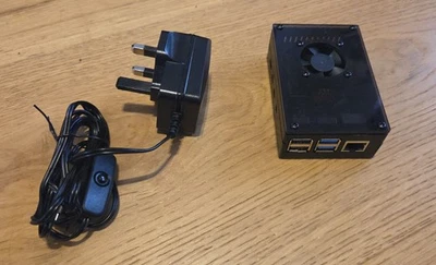 Raspberry Pi 4 4GB Kit - New Case, 8GB SD, USB-C Power, PoE, Heatsinks, RPi OS - Image 1 of 4