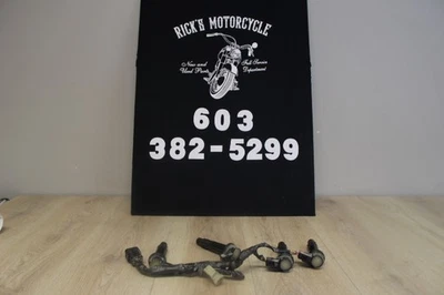 Yamaha YZF R1 2007 bobinas de encendido bobina tapas de bujía 4C8-82310-00-00 Foto 1 de 4