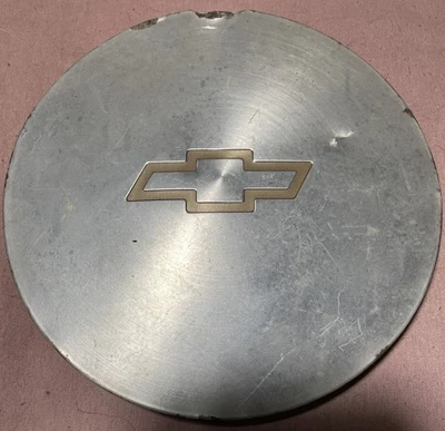 Tapacubos central de rueda de camión Chevrolet S10 Blazer 1995-2002 original 15982653 OEM Foto 1 de 4