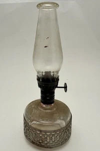 Vintage small oil lamp Hurricane Lamp Shade bronze wrap around 8.5" - Picture 1 of 4