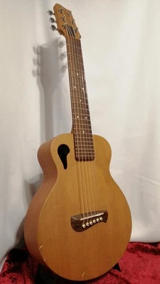 Guitarra elétrica acústica Tacoma P-1 Papoose entrega segura do Japão - Imagem 1 de 4