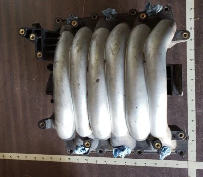 Colector de admisión OEM AUDI A6 A4 1998-2001 2,8 L 078133223S Foto 1 de 4