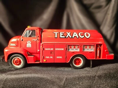 First Gear 1953 Ford C-600 with Tanker Body Texaco 1:34 Scale Inv. #2938 - Image 1 of 4