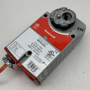 Honeywell MS3103J1030 direkt gekoppelter Federrückstellantrieb 24VAC/VDC - Bild 1 von 13