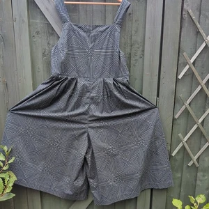 TOAST Pine + Black Geometric Cullottes Size 18 - Worn Twice - Picture 1 of 14