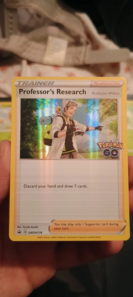 Professor's Research SWSH178 SWSH: Sword & Shield Promo Cards Holo - Image 1 of 2