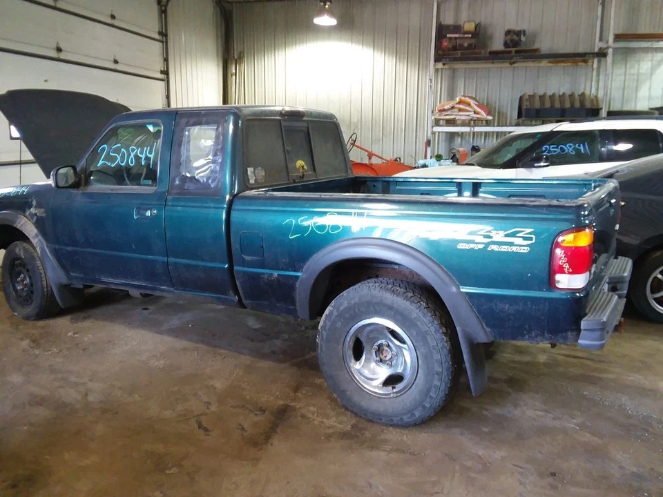 Colector de admisión 6-245 4,0 L inferior se adapta a 97-00 Ranger 2089378 Foto 1 de 4