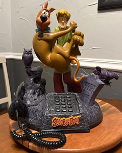 Vintage Telemania 2000 Scooby Doo Shaggy Graveyard Telefon ungetestet/defekt - Bild 1 von 14