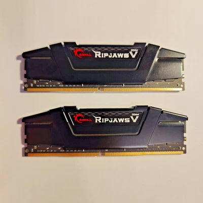 G.SKILL RIPJAWS | F4-3200C16D-32GVK | 32GB (2x16GB) | 3200 MHz | DDR4 RAM - Bild 1 von 3
