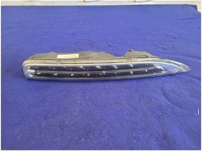2011-2014 Porsche Cayenne Passenger Front Turn Corner Parking Light Lamp 2465 - Image 1 of 4