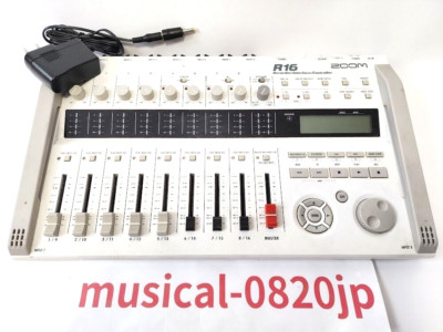 Zoom R16 Portable Multitrack Recorder Control...