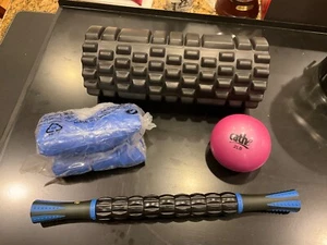 DoubleUP Roller Recovery Kit Muscle Massager with Quick Change Rollers - Picture 1 of 10