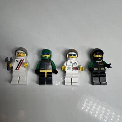 LEGO Vintage Race Car Nascar Formula 1 Driver & Mechanic Pit Crew - Image 1 of 4