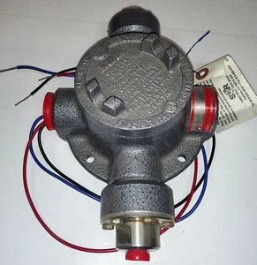 SOR 15S-A2-M2-C1A Differential Pressure Switch - Picture 1 of 6