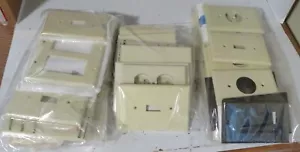 Vintage LIGHT OUTLET MISC SWITCH PLATE COVERS Plastic Lot of 60+ Pcs Mixed Brand - Picture 1 of 12