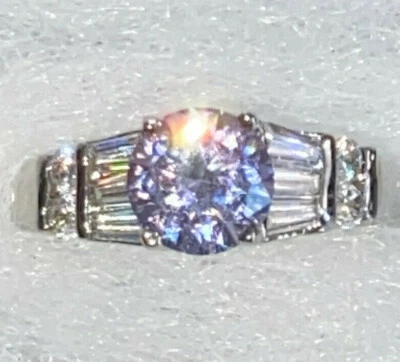 Anillo de tanzanita nuevo con etiquetas con detalles de circonita cúbica en baño de oro blanco de 18 quilates; talla 6 Foto 1 de 4