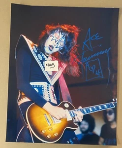 Kiss Ace Frehley signiertes 16x20 Foto Chicago 1974 - Bild 1 von 5