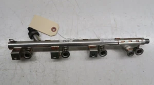 2020-2024 Lincoln Corsair OEM 2.0L Engine Fuel Injector Rail K2GE9F797CA - Picture 1 of 12