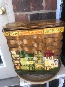 Vintage 1963 Basket Purse Wood Hinged Lid Decoupaged Mardi Gras Coin New Orleans - Picture 1 of 21