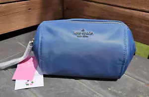 Kate Spade - Chelsea Little Better - Estuche de cosméticos de nailon - Azul astillero - Nuevo con etiquetas - $79 - Imagen 1 de 7