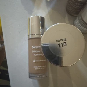 Neutrogena Hydro Boost Hydrating Tint with Hyaluronic Acid - 115 Cocoa - 1.0 oz. - Picture 1 of 3