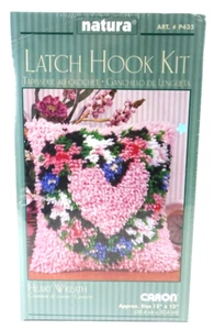 Natura Latch Hook Kit Heart Wreath P435 Caron Pillow Yarn Crafts FACTORY SEALED - Picture 1 of 3
