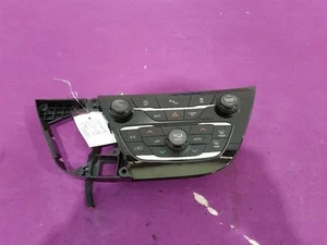 18 2018 CHRYSLER PACIFICA OEM TEMP AC HEAT CLIMATE CONTROL - Picture 1 of 12