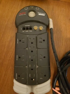 Power Strip   APC 11 Outlet SurgeArrest    P11VT3 Strip Surge  - Image 1 of 4