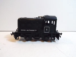 TRIANG R253 DOCK AUTHORITY SHUNTER BLACK NO5 GOOD UNBOXED (OO2581) - Picture 1 of 5