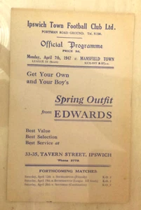 1946/47 Ipswich Town v Mansfield Town 7th April League Division III South - Picture 1 of 3